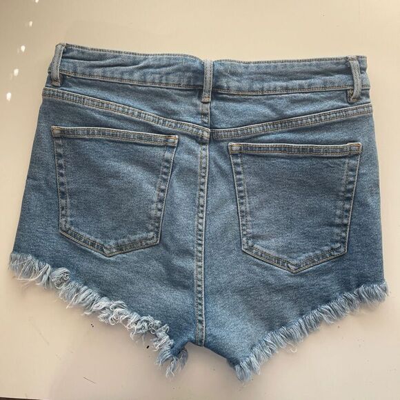 Zara Zip Fly High Rise Distressed Raw Frayed Hem Denim Jean Shorts Blue Size 8 - Picture 2 of 8